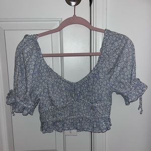 Cotton Candy LA blue floral crop top